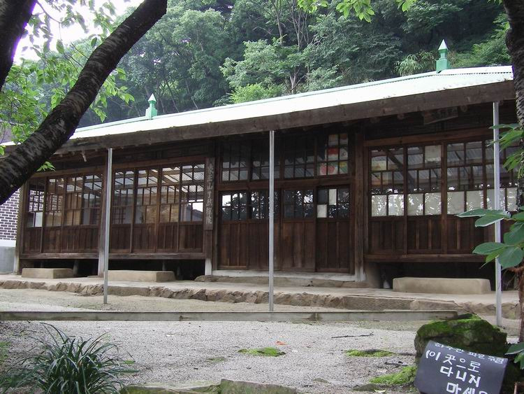 �̹����� Ŭ���ϸ� ������ ���� �� �ֽ��ϴ�.